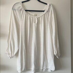 Max Studio|Blouse with Ruffle Trim| white| XL| EUC